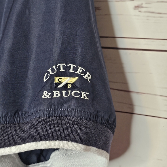 Cutter & Buck Navy Blue Short Sleeve Golf Windshirt - Picture 6 of 10